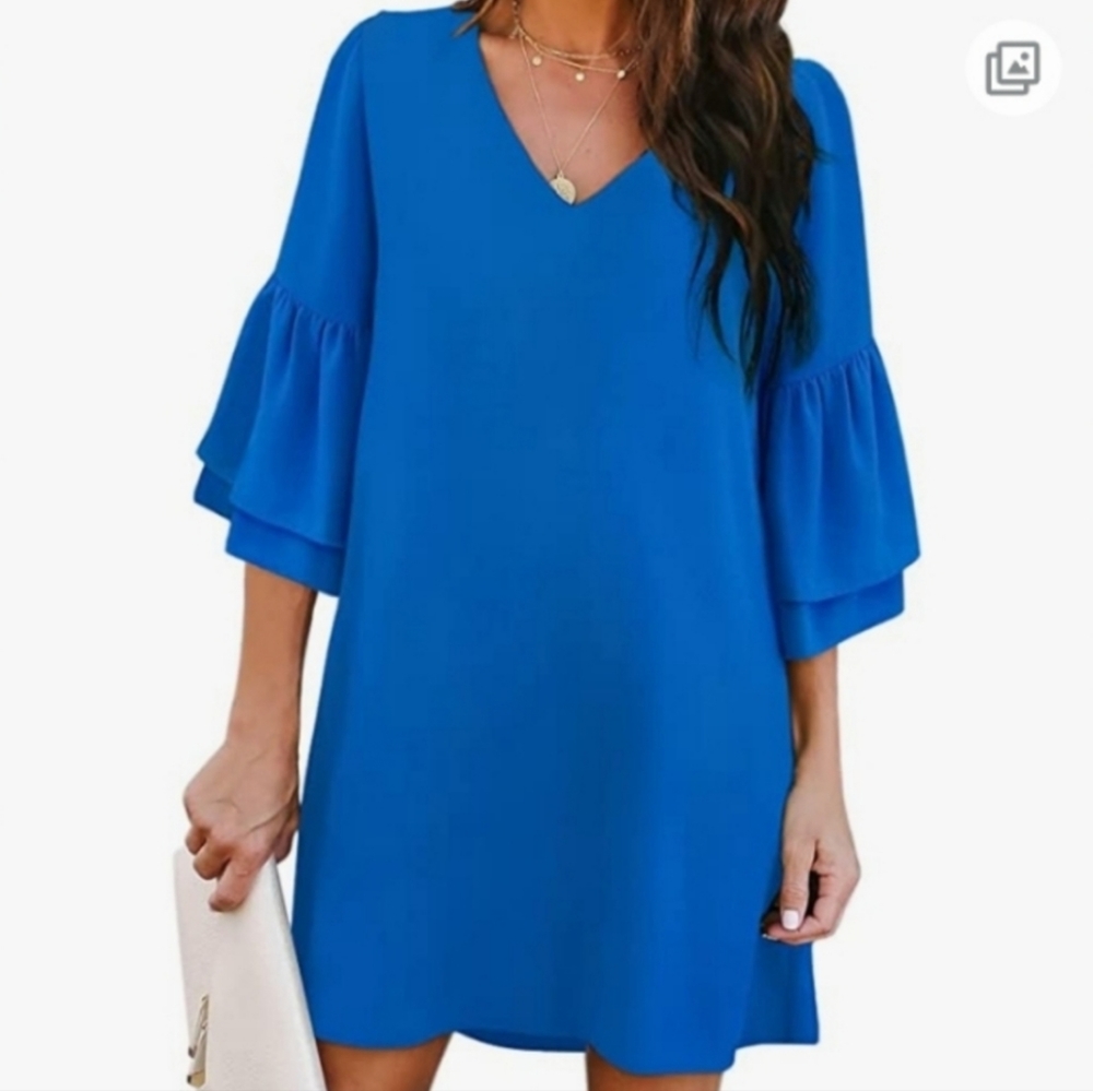 NWT Belongsci Women's Blue Bell Sleeve Shift Dress M
